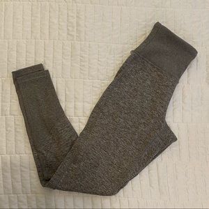 Zobha women’s small grey leggings